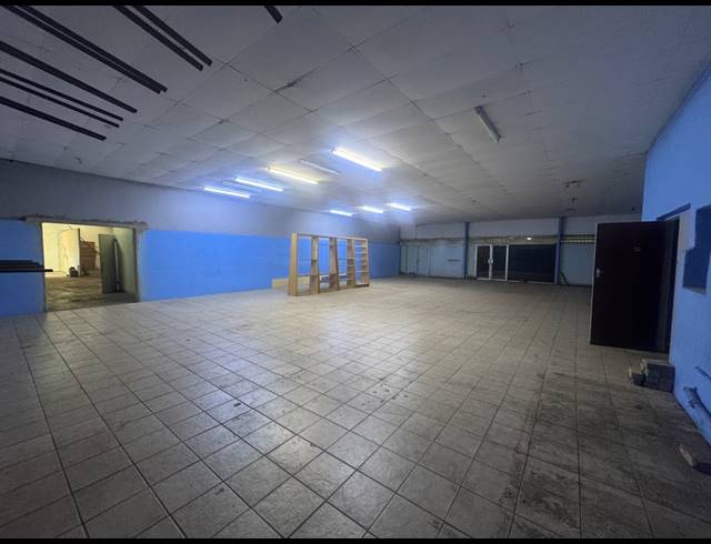 300.20M² WAREHOUSE TO LET IN WYNBERG